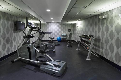Gimnasio o equipo deportivo en Fairfield Inn & Suites by Marriott Keene Downtown