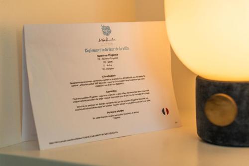 Certifikát, hodnocení, plakát nebo jiný dokument vystavený v ubytování Des Aigrettes