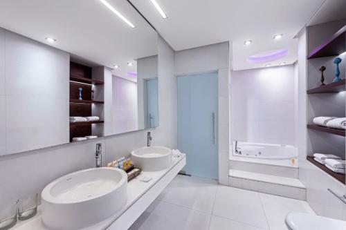 O baie la Four Points by Sheraton Doha