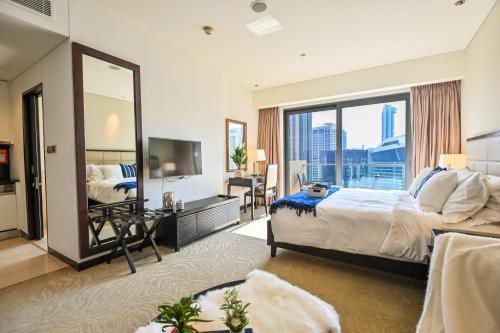 Luxury Apartments - Stunning Marina View - 5-Star Hotel Amenities photo 2