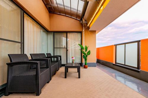 BR61 IKEDAYA Riverside Nagara PENT HOUSE
