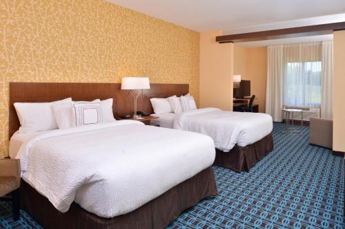 Katil atau katil-katil dalam bilik di Fairfield Inn & Suites by Marriott St. Joseph