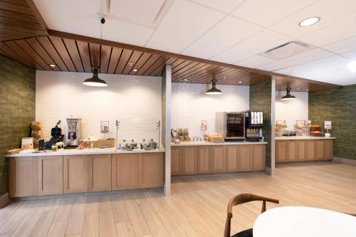 a large room with aasteryasteryasteryasteryasteryasteryasteryasteryasteryasteryastery at Fairfield Inn & Suites Arkadelphia in Arkadelphia
