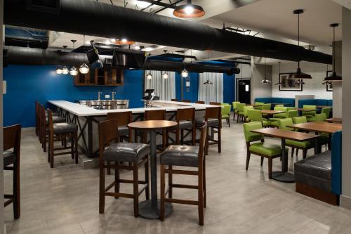 Gallery image of Four Points by Sheraton Omaha Midtown in Omaha