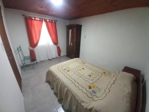 Ένα ή περισσότερα κρεβάτια σε δωμάτιο στο Miriam