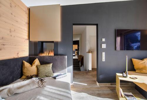 EAGLE Suite