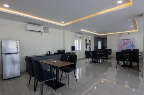 Gallery image of Housr 84 Kondapur Hyderabad Near Botanical Garden in Hyderabad