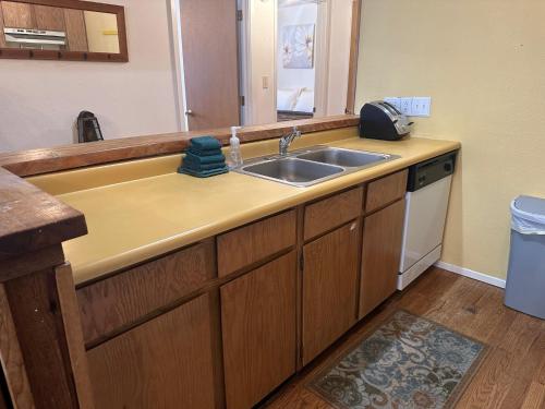 Køkken eller tekøkken på Hummingbird Hollow