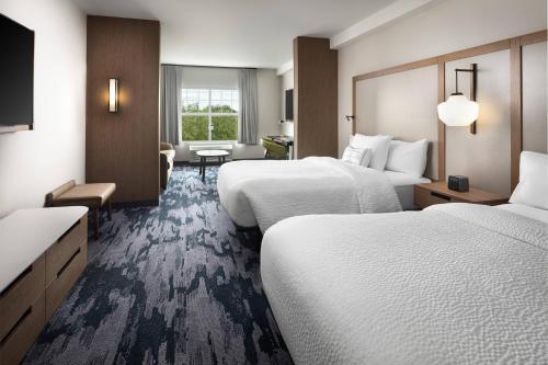 Postel nebo postele na pokoji v ubytování Fairfield Inn & Suites by Marriott South Kingstown Newport Area
