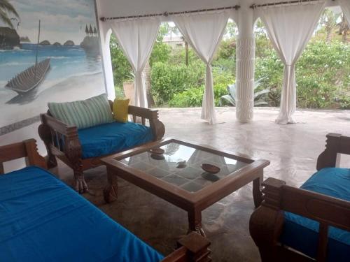 Ruang duduk di Villa Kenza