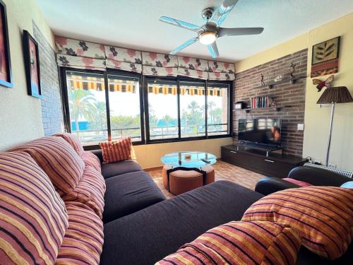 PUSHE Playa Velilla Beach & Tradition 5