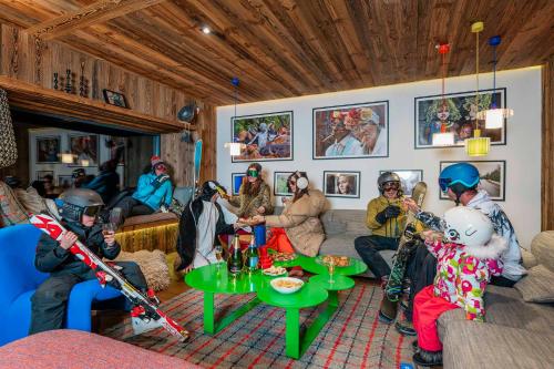 Επισκέπτες που μένουν στο Chalet ORPIN Serre-Chevalier piscine cinéma sauna