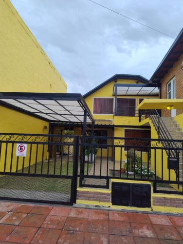Bangunan di mana terletaknya rumah percutian