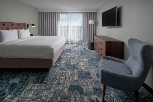 Four Points by Sheraton Suites Tampa Airport Westshore Image