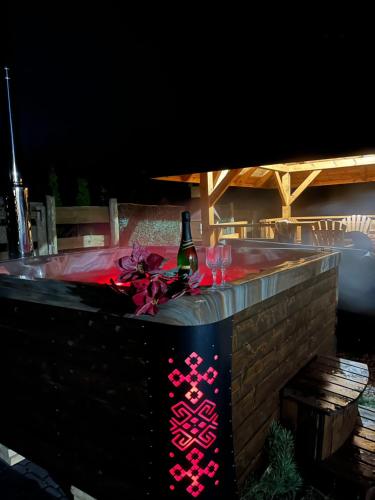 Minuman di Mazury "Willa Ślimakowo" w Pasymiu - jacuzzi, sauna, pomost, łódka, rower wodny