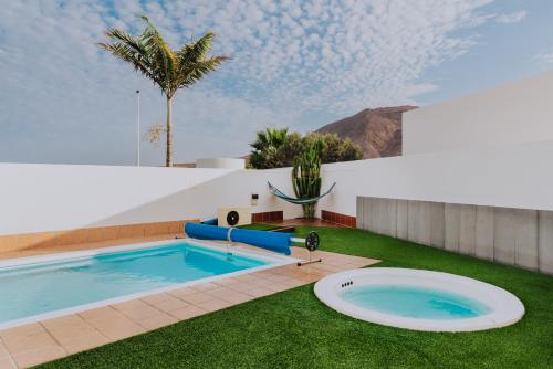 Villa Lanzarote Deluxe & Spa Pool