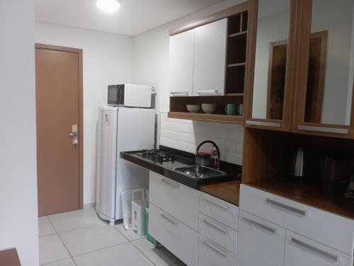 Kuchyň nebo kuchyňský kout v ubytování Varandas do Porto - Nidinho 2