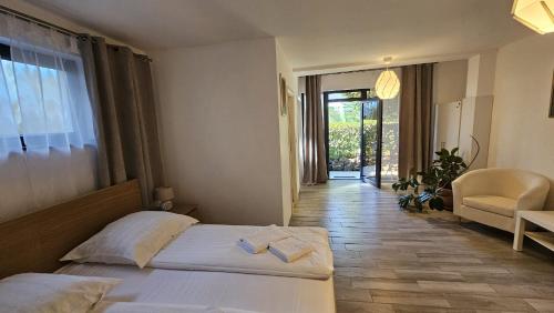 Afbeelding uit fotogalerij van Neferprod Apartments - IS - CAM 05 in Timişoara