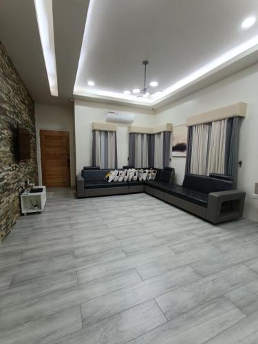 Area tempat duduk di La Bella Lipa