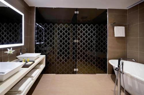 Constantine Marriott Hotelにあるバスルーム