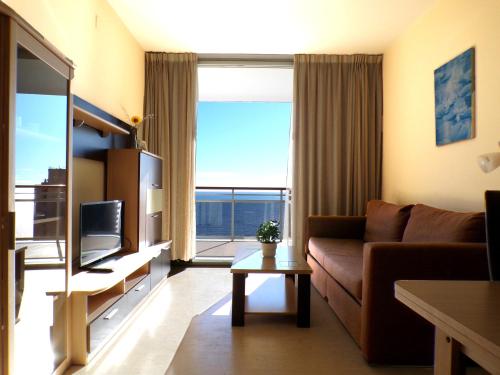 Apartamento con jacuzzi, sauna, gimnasio y piscina enfrente del mar