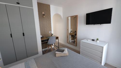 Foto Cosy Bungalow with Terrace & Jacuzzi 6