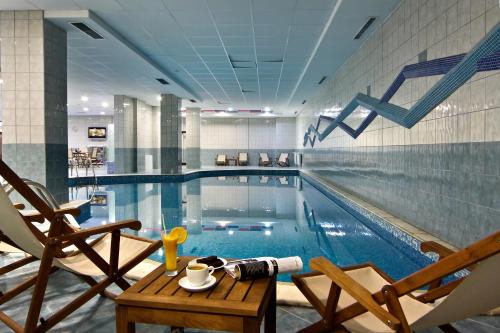 Πισίνα στο ή κοντά στο TES Flora Apartments