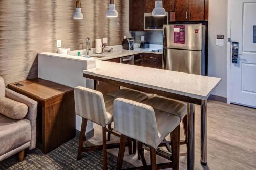 Residence Inn by Marriott Nashville at Opryland Image