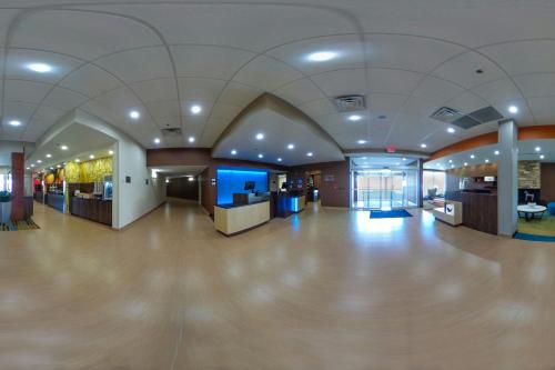 Фотография из галереи Fairfield Inn & Suites by Marriott Batesville в городе Бейтсвилл