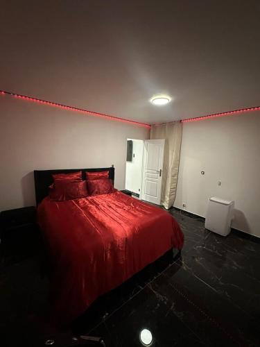 Photo de la galerie de l'établissement Appartement spa jaccuzi, à Cramoisy