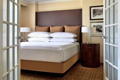 Scottsdale Marriott Old Town Image