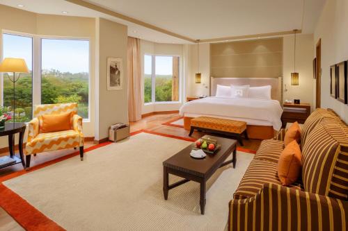 Posezení v ubytování ITC Maurya, a Luxury Collection Hotel, New Delhi