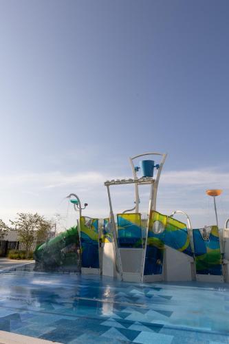Brand New Luxury 5 Bedroom pool Home 272 photo 81