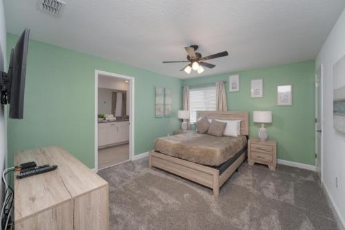 Brand New Luxury 5 Bedroom pool Home 272 photo 10