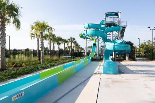 Brand New Luxury 5 Bedroom pool Home 272 photo 88