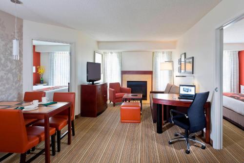 TV/Unterhaltungsangebot in der Unterkunft Residence Inn by Marriott Cedar Rapids