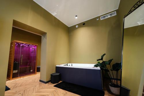 コモにあるGeorge's Suite&Spa with parkingのギャラリーの写真