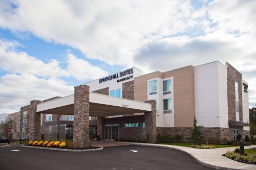 a rendering of the front of a hospital building at SpringHill Suites by Marriott Somerset Franklin Township in Somerset