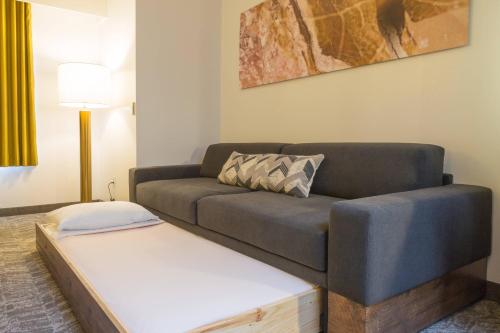 Ruang duduk di SpringHill Suites Quakertown Pennsylvania