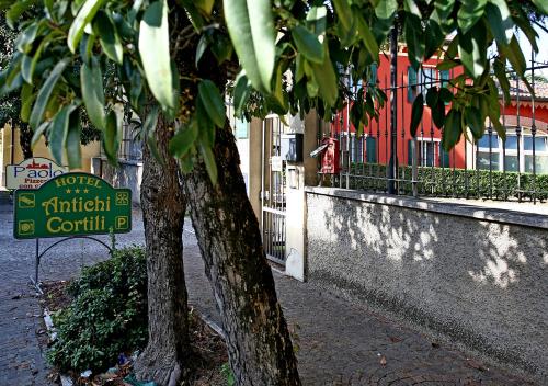 Fotografie z fotogalerie ubytování Hotel Antichi Cortili v destinaci Dossobuono