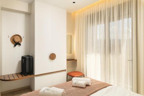 Lovelia Luxury Apartment with Private Parking