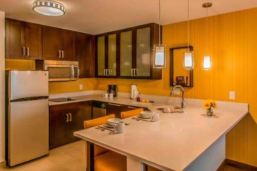 Residence Inn Denver Cherry Creek Image
