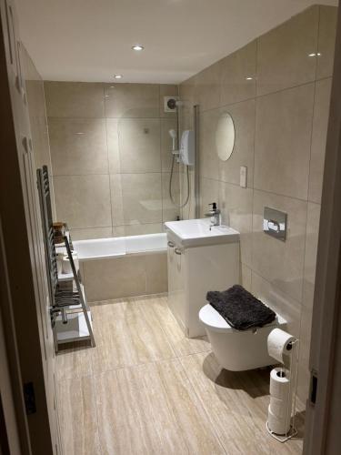 Afbeelding uit fotogalerij van Modern spacious flat in Buckinghamshire