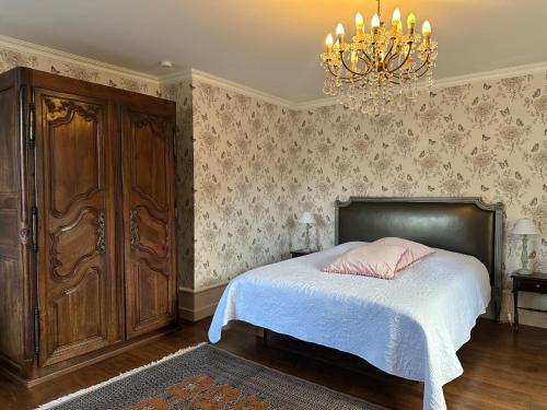 Voodi või voodid majutusasutuse Château de la Preuille Bed & Breakfast toas