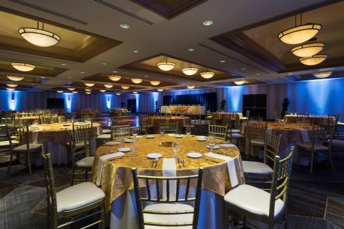 Ресторан / где поесть в Santa Ynez Valley Marriott