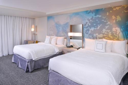 Courtyard by Marriott Columbus Grove Cityにあるベッド