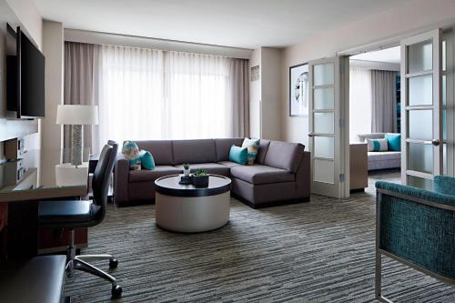 Indianapolis Marriott Downtown Image