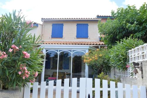 SP720-010 Maison 4 pièces SAINT PIERRE LA MER