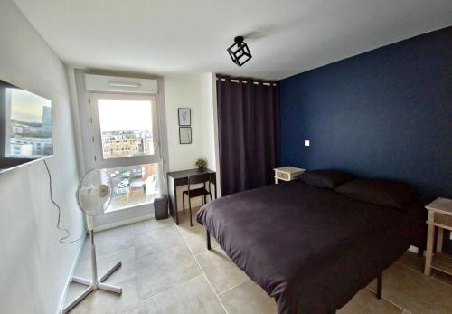 Les chambres de Sandrine avec dans un appartement en collocation