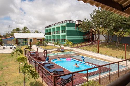Hồ bơi trong/gần Ondas de Pipa - Flats e Suítes